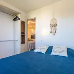 Apartment Les Regates-7 By Interhome Hyeres