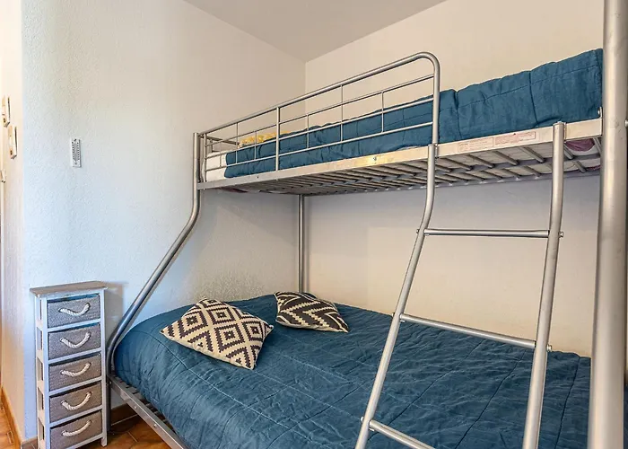 Apartment Les Regates-7 By Interhome