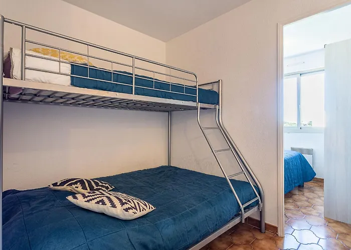 Apartment Les Regates-7 By Interhome