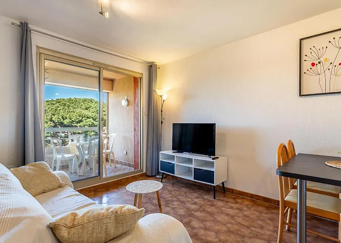 Apartment Les Regates-7 By Interhome Hyeres